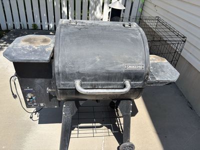 Camp Chef SmokePro SG Pellet Grill and Smoker