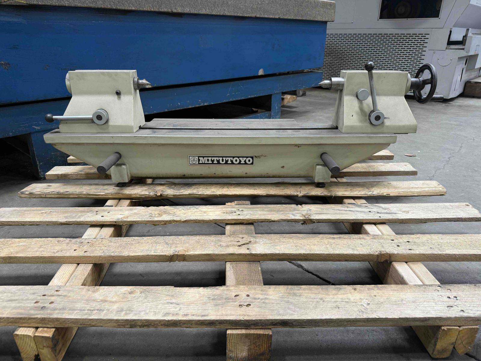 Mitutoyo Bench Center Code/Model Number 967-102