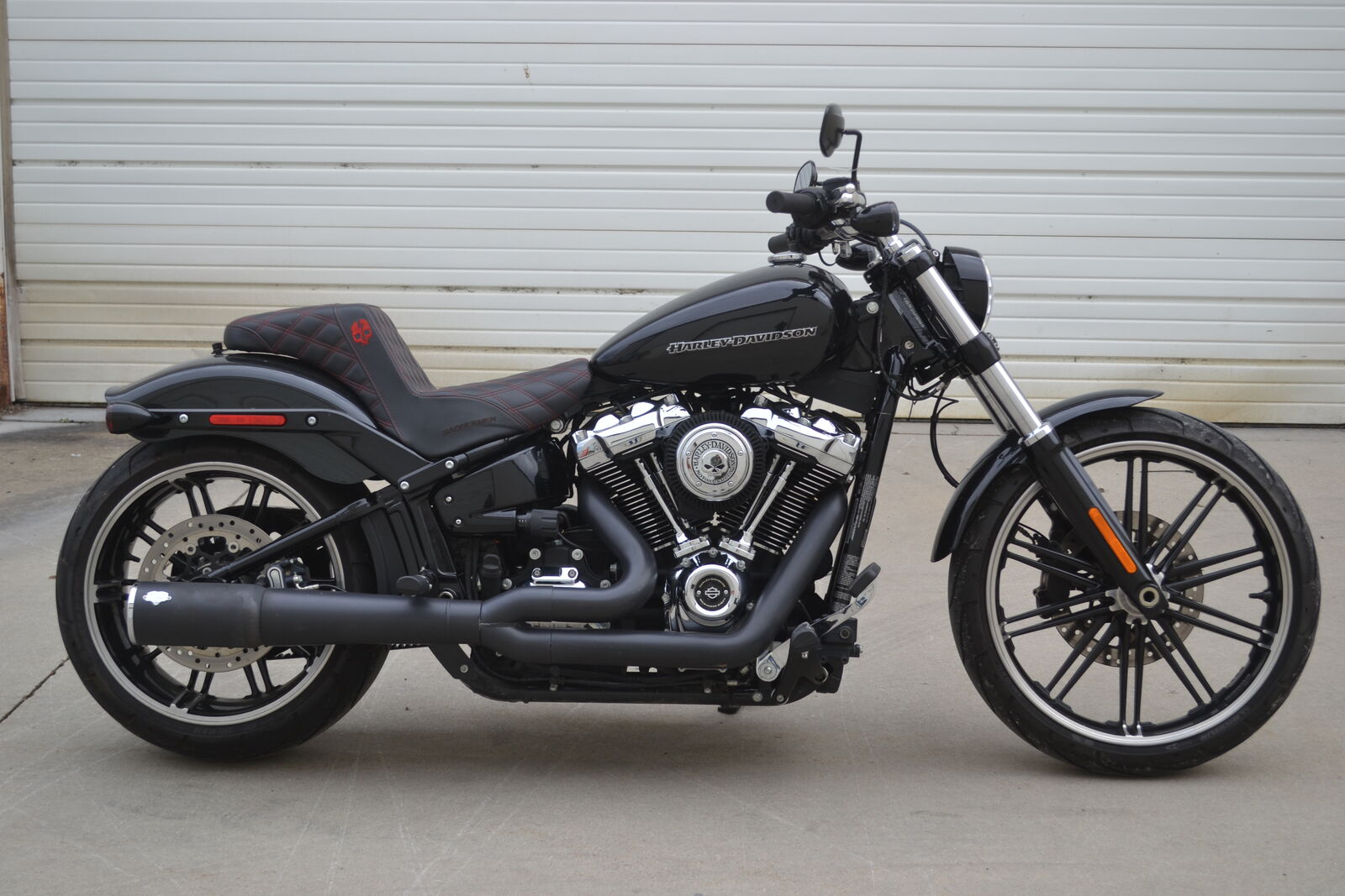 2018 Harley Davidson Breakout - Softail Cruiser