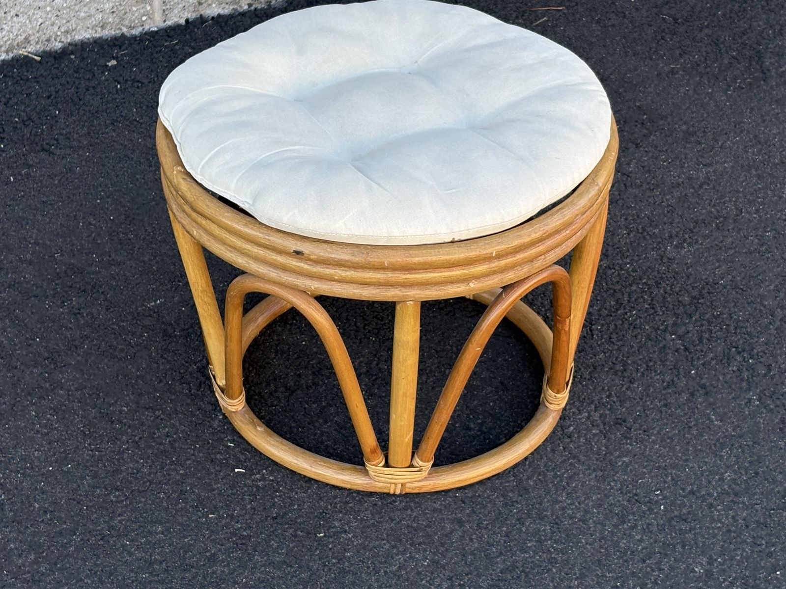 Main image 4