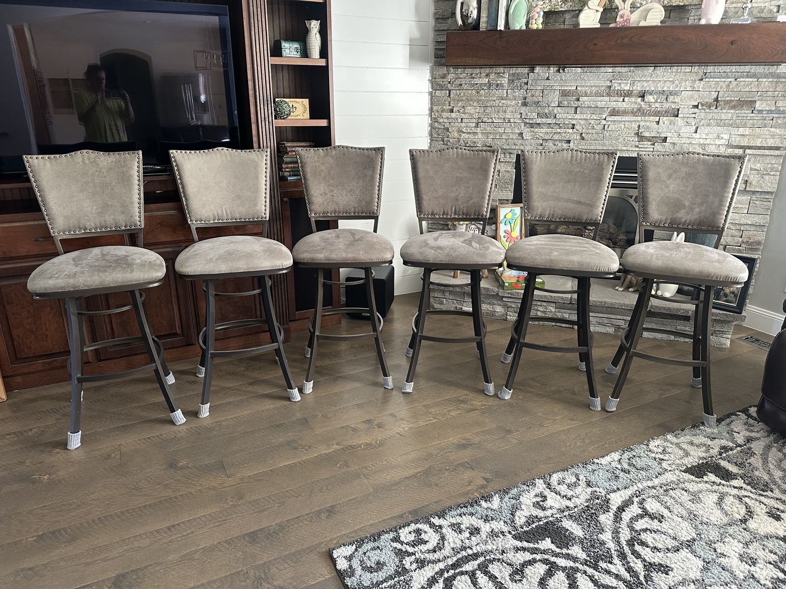 6 Gray suede/black metal barstools