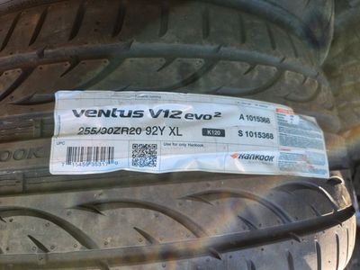 255/30r20 hankook ventus v12 evo 2