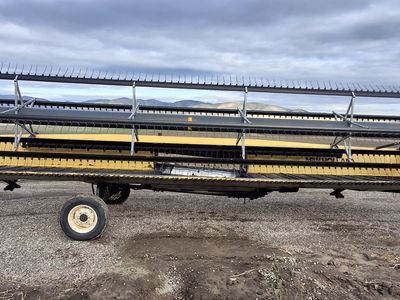 HoneyBee 94c 30 ft Combine Header