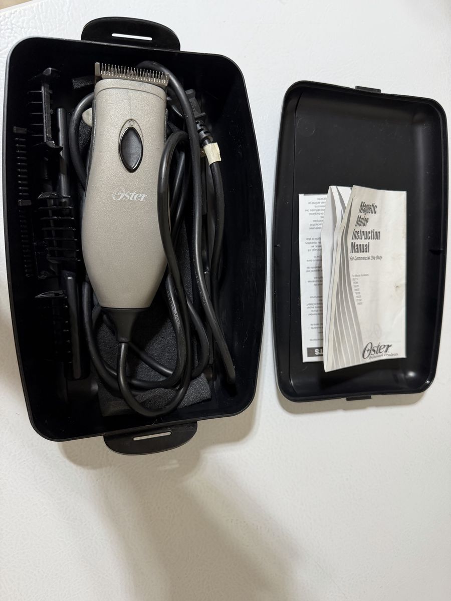 Oster Magnetic Motor Hair Clipper with Case and Attachments