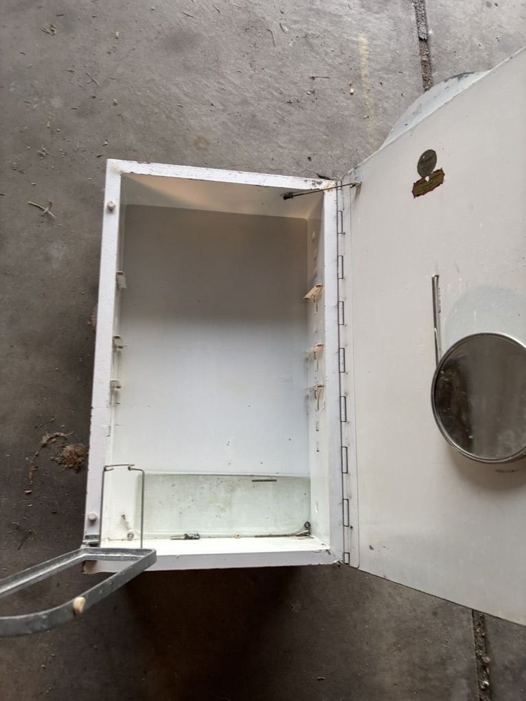 Main image 6