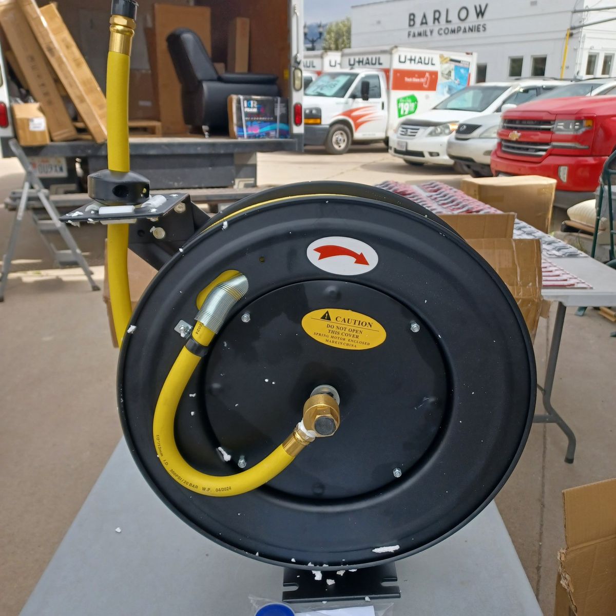 retractable air hose reel