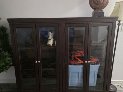 Dresser/hutch