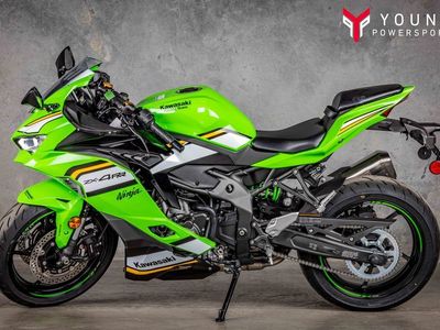 2025 Kawasaki NINJA® ZX™-4RR ABS