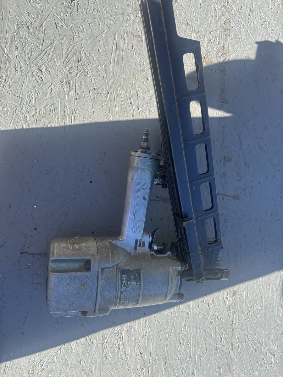 Hitachi nail gun