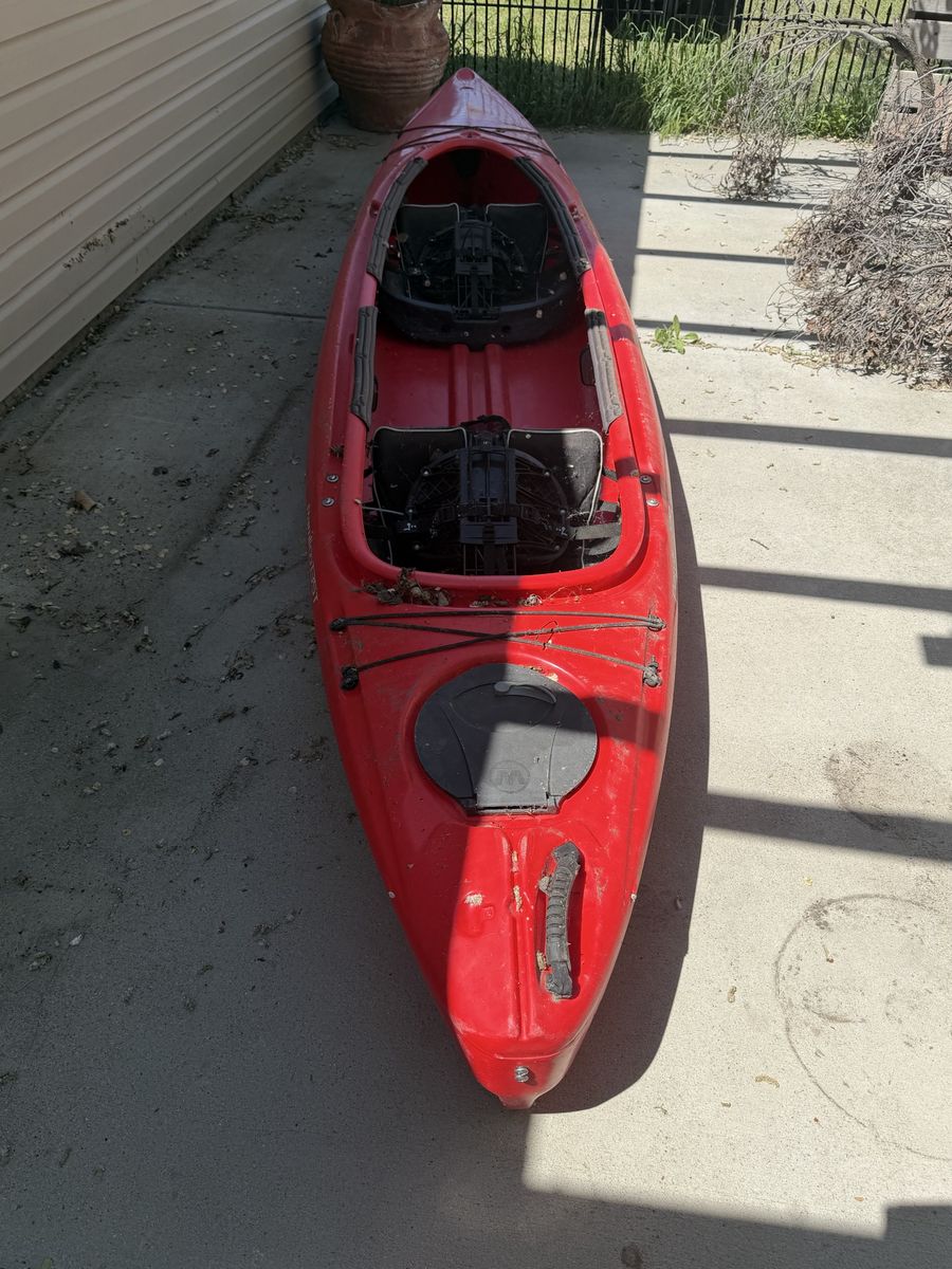 Hardshell Kayak with Dual Seats and Storage Hatch