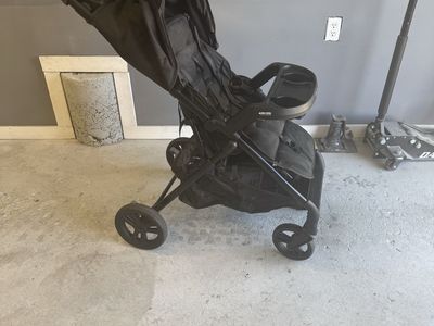Folding stroller