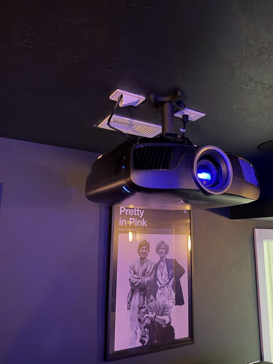 Epson Pro Cinema 4050 4K HDR Home Theater Projector - Excellent Condition, New Spare Lamp