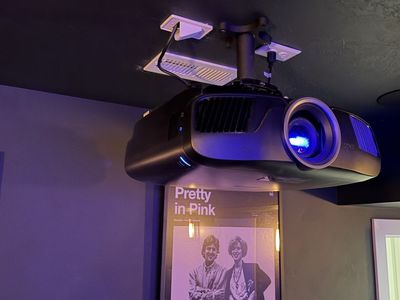 Epson Pro Cinema 4050 4K HDR Home Theater Projector - Excellent Condition, New Spare Lamp