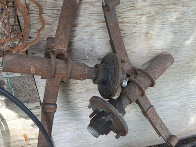 Axle, hubs, springs
