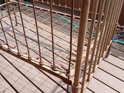 metal baby bed