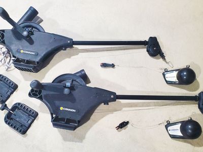 Two Cannon Downriggers with extras!