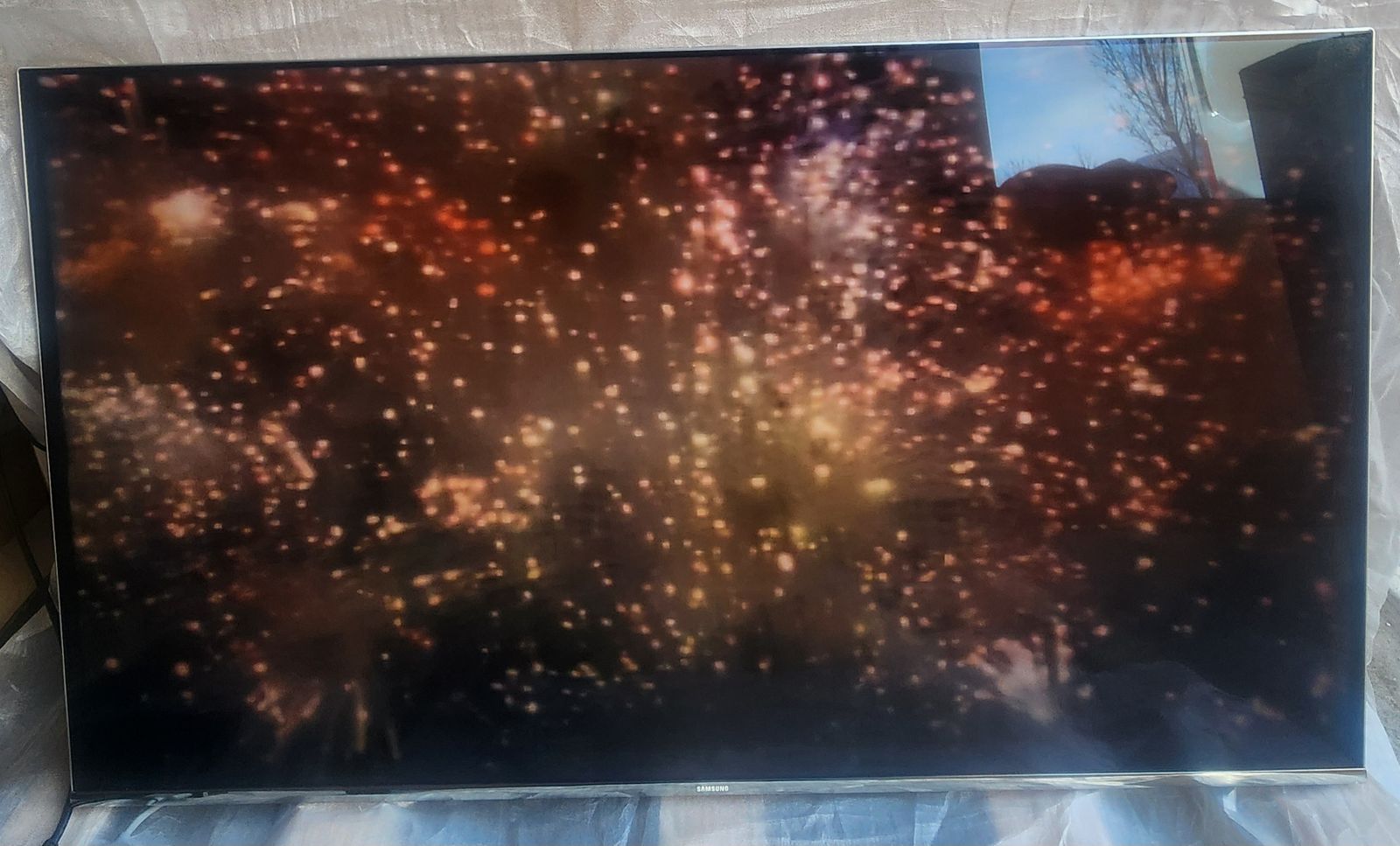 Samsung 49" 4K SUHD Smart TV Model #UN49KS8000F