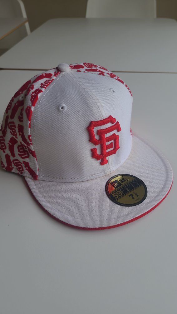 New Era San Francisco Giants 59FIFTY Fitted Hat Size 7 1/2 White Red