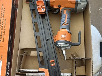 Ridgid 3.5” Round Head Framing Nail Gun