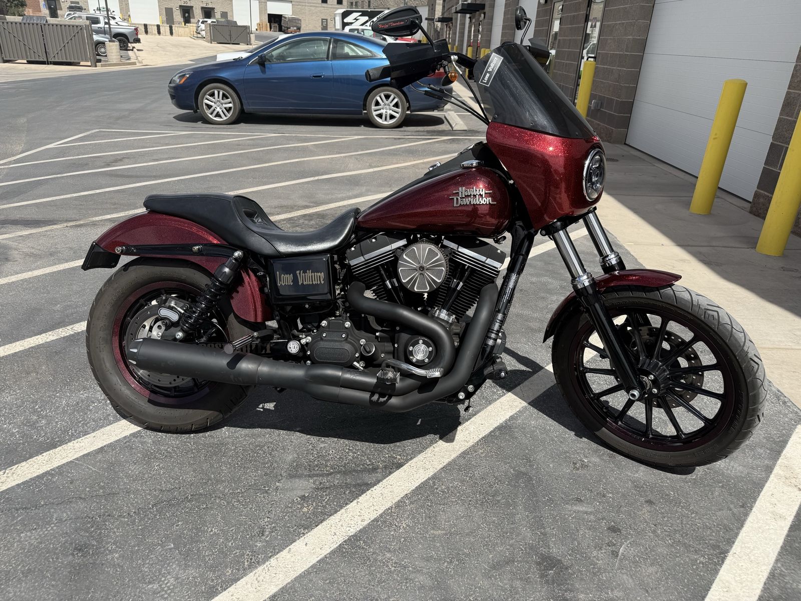2013 Harley street bob special edition low miles 15,033 mils