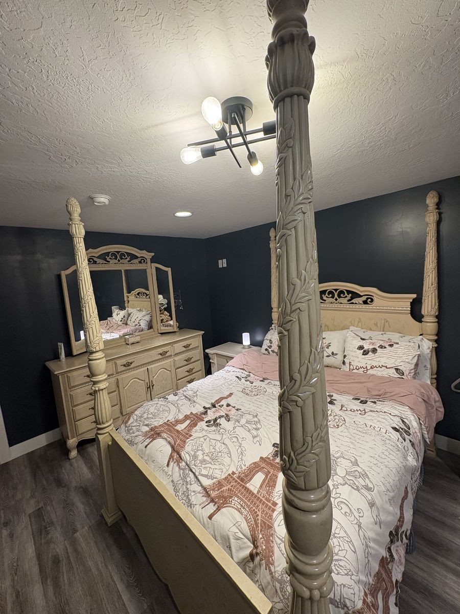 Classic Carved Queen Bedroom Set | Solid, Timeless