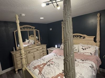 Classic Carved Queen Bedroom Set | Solid, Timeless