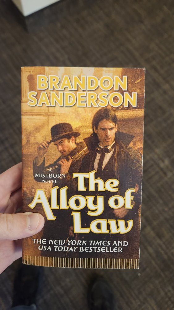 The Alloy of Law: A Mistborn Novel by Brandon Sanderson