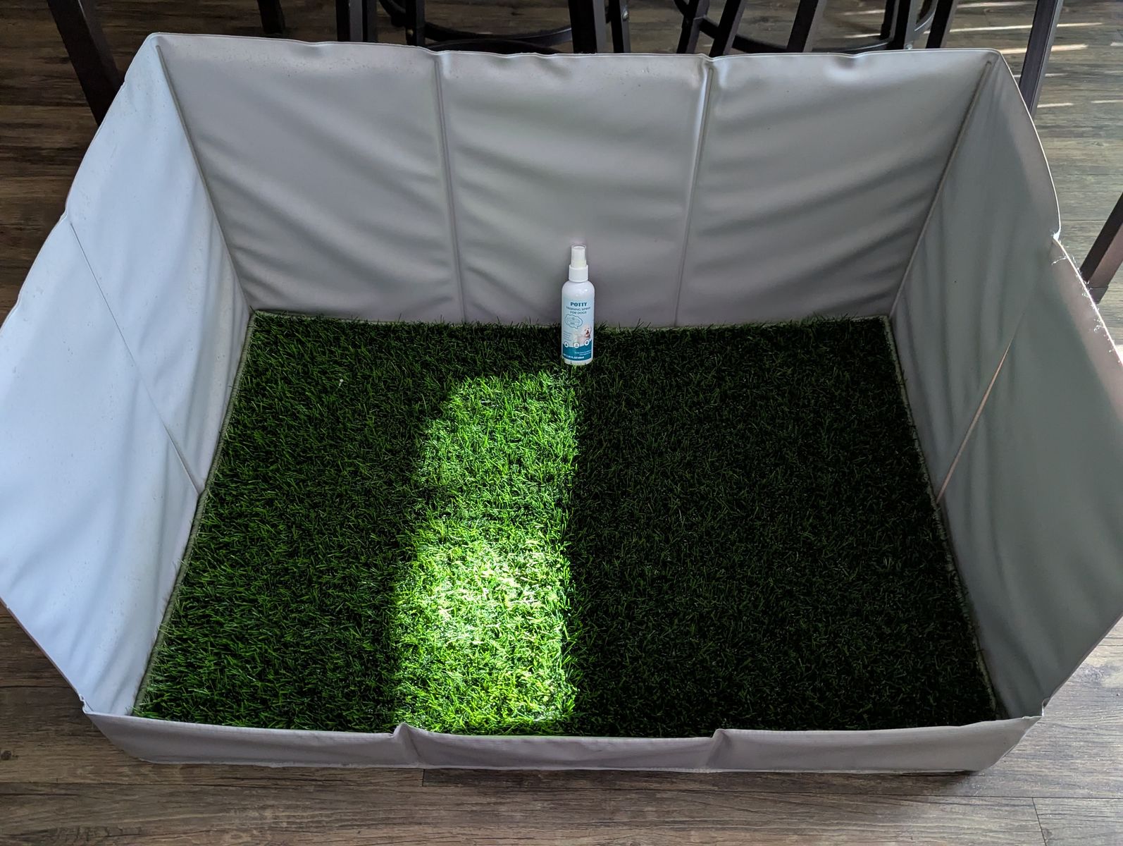 Dog Relief Station Indoor/Outdoor