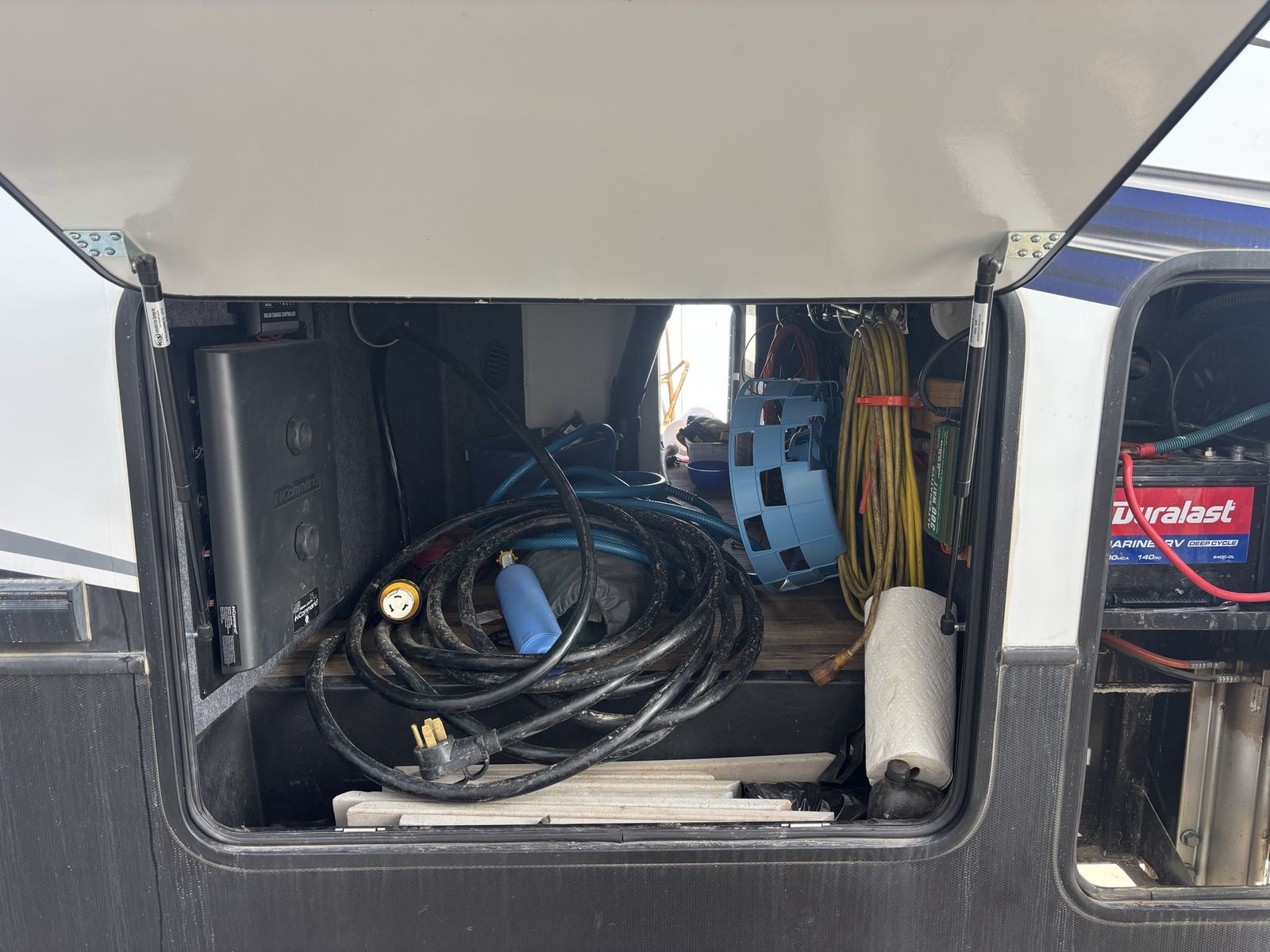 Main image 8