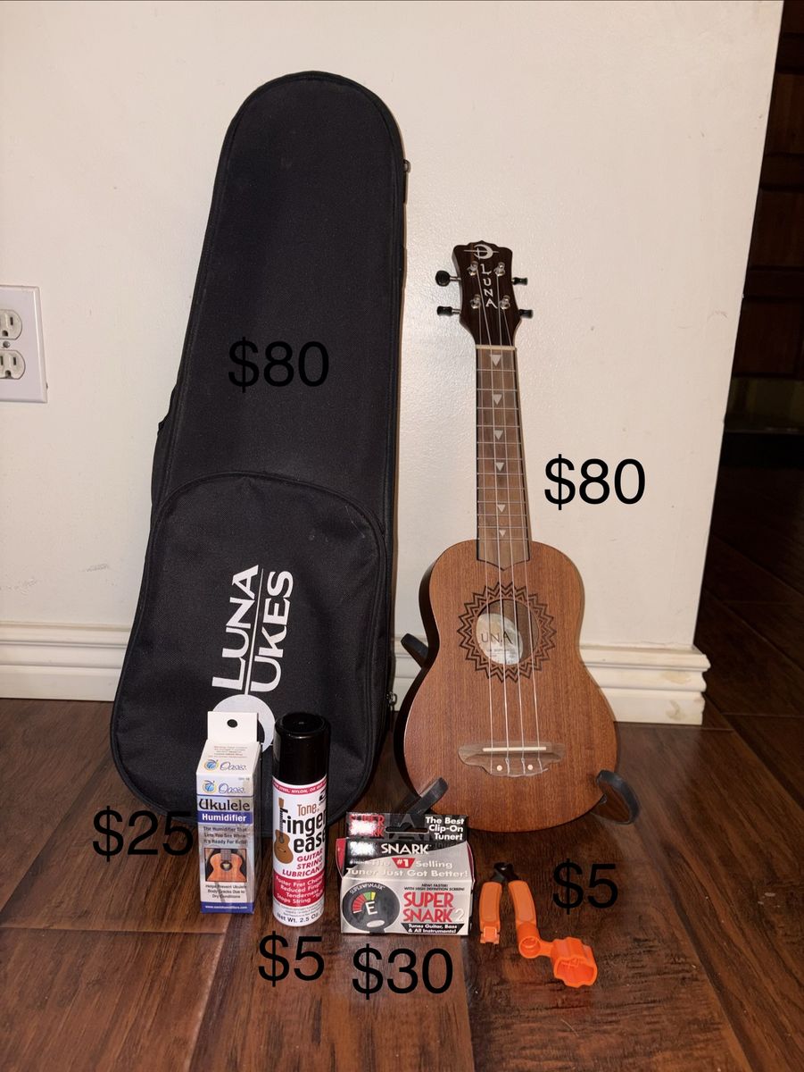 Luna Ukulele With Accessories!