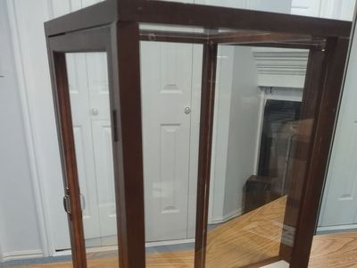 DISPLAY CASE