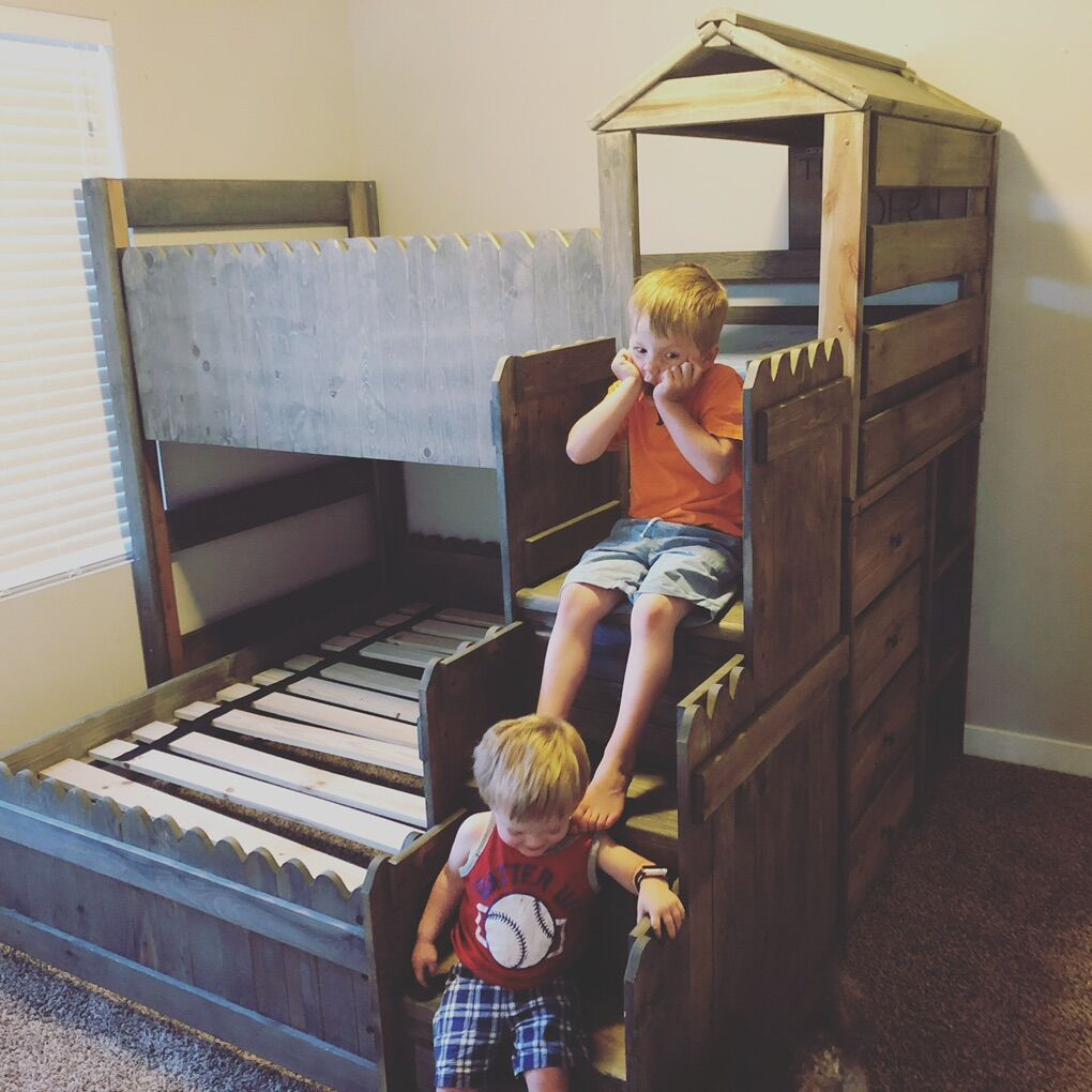 Sturdy Wood Fort Loft Bunk Bed Bunkbed
