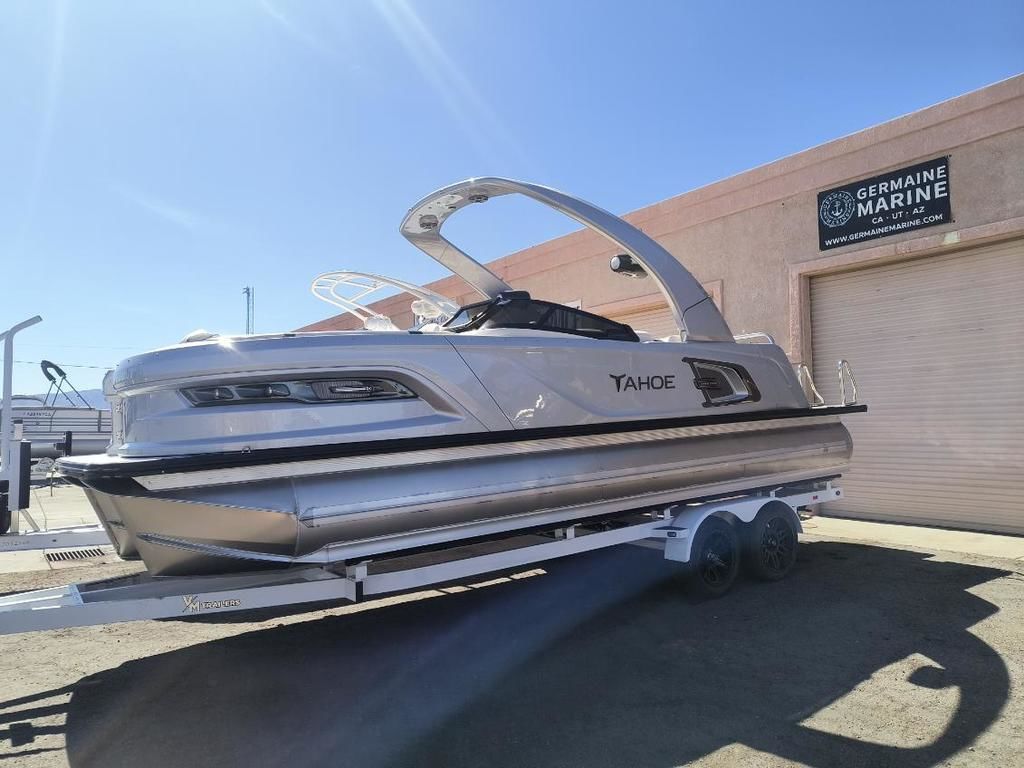 2026 Tahoe Pontoons Grand Tahoe Elite Windshield 25 FT