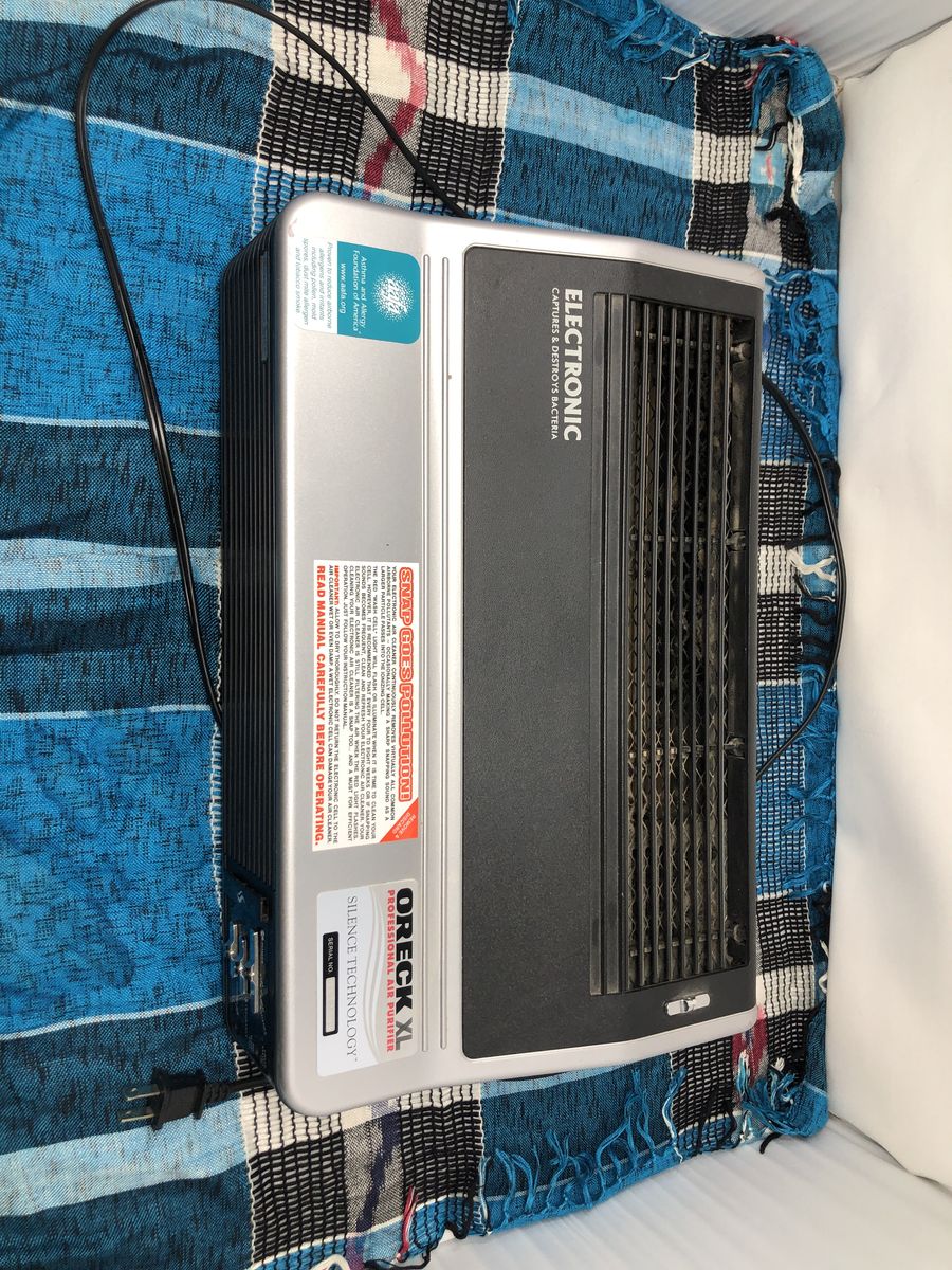 Oreck Professional Air Purifier Type 2 – Model AIR8B – Tested & Working