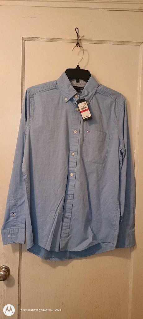 new light blue Tommy Hilfiger men's dress shirt