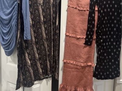 Maternity Bundle Dresses, Tops, Jeans, Pants (Sizes M, S)