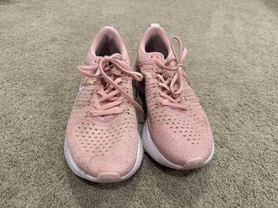 Pink Nike 8.5