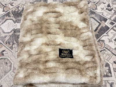 Minky Couture Hugs Cotton Candy Caramel Blanket