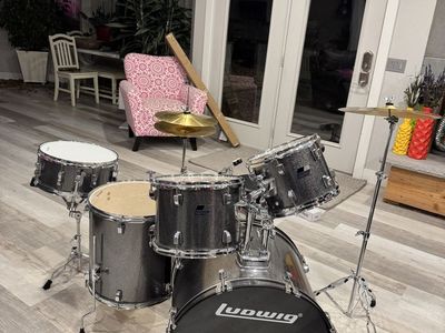 Ludwig BackBeat Complete 5-Piece Drum Set w/ Hardware, Cymbals & Tama Iron Cobra 200 Double Pedal