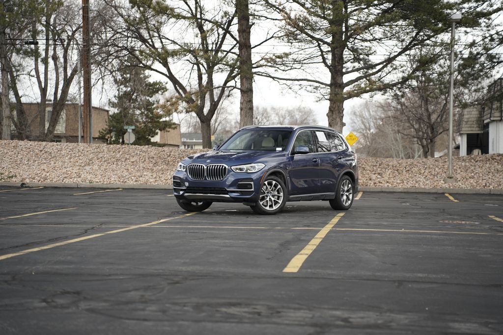 2023 BMW X5 xDrive45e