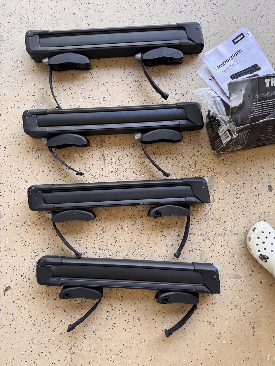 Thule Snowpack 4 Ski & Snowboard Pack