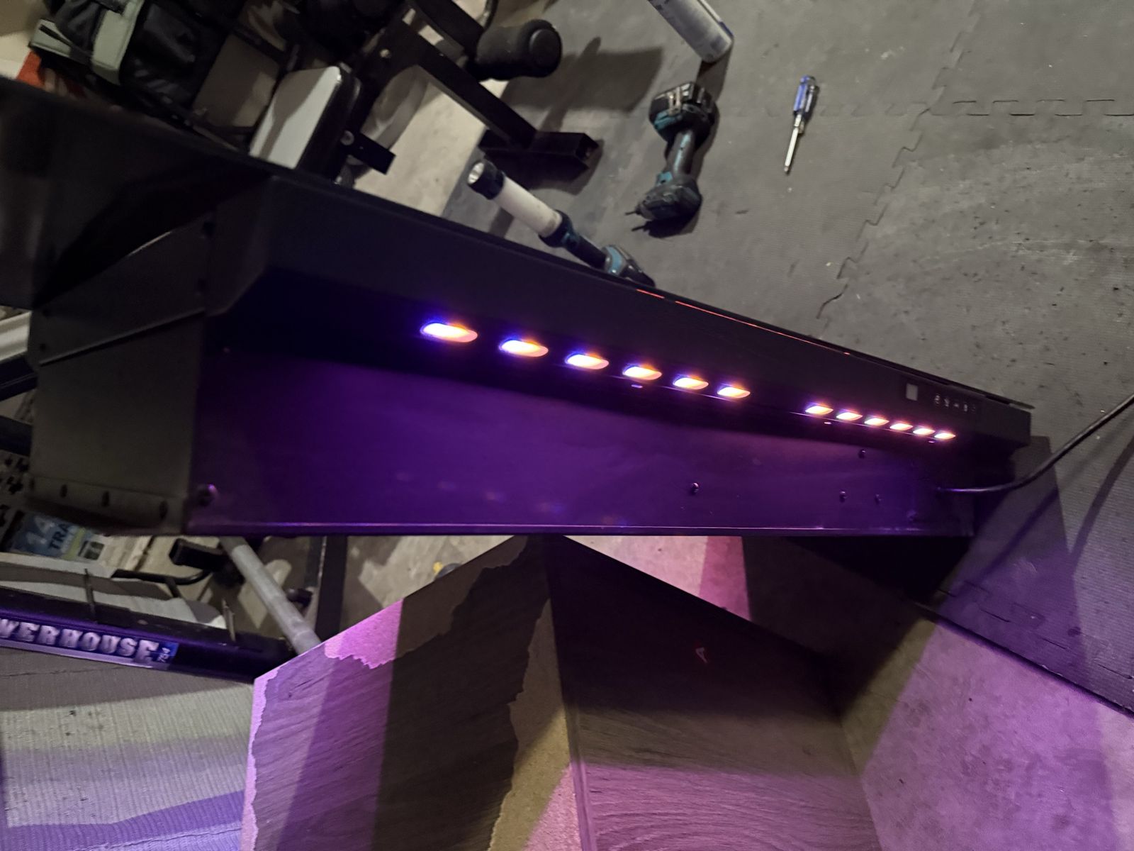 Main image 3