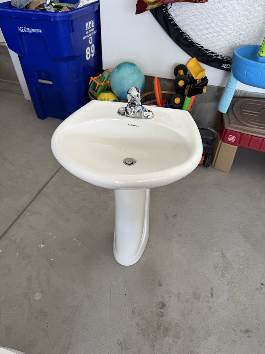 FREE Pedestal Sink with Faucet - Bathroom Basin