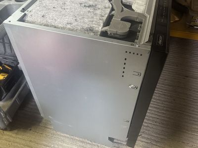 Dishwasher. Dacor DDW24M999UM