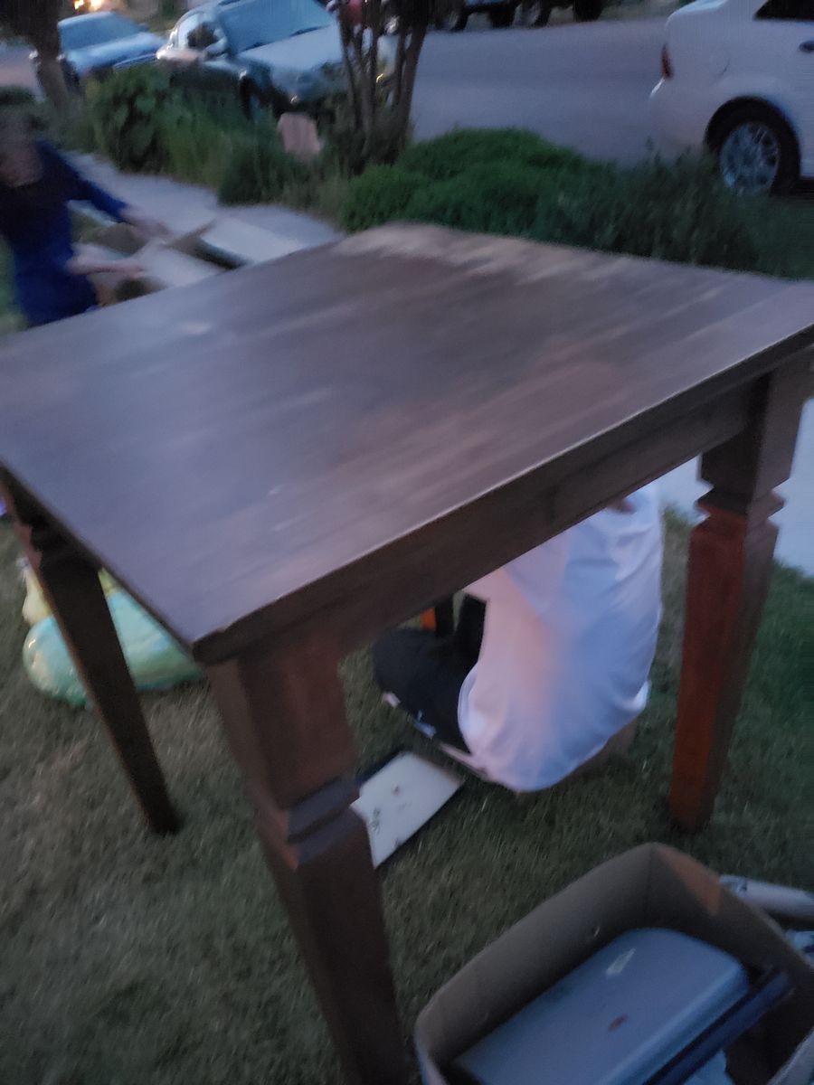 TALL BAR STYLE KITCHEN TABLE