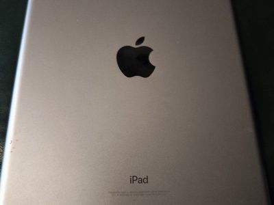 iPad 6th Gen – Clean / Works Perfect – Ready Today