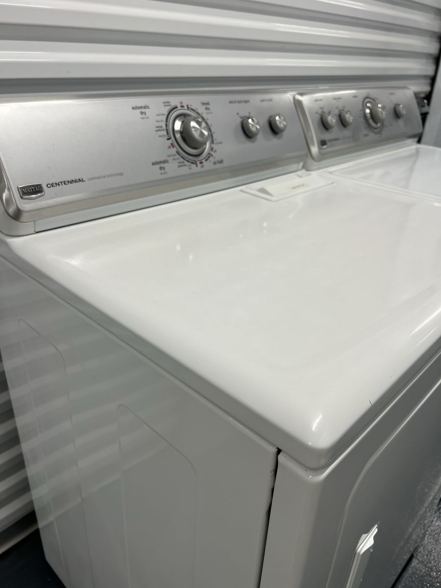 Main image 6