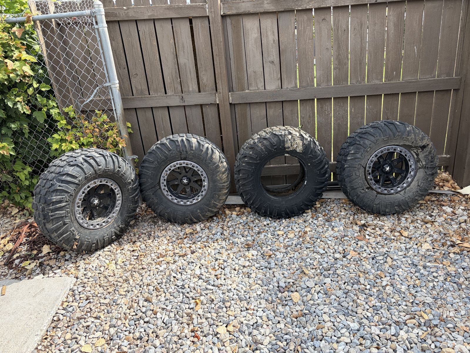 Set of 4 Off-Road  30:00-9.5/14  / UTV Tires  (3 Mounted, 1 Unmounted)