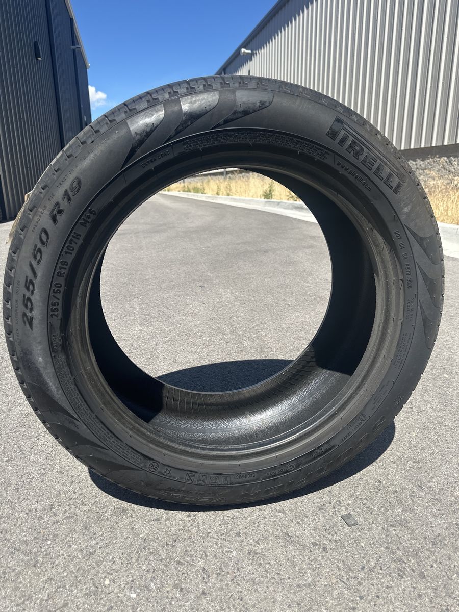 Pirelli Scorpion Verde 255/50R19 107H Runflat All Season M+S Tire 8/32 Tread