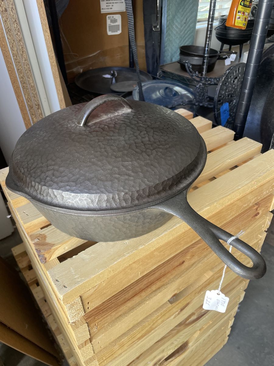 Early Wagner hammered cast iron chicken fryer